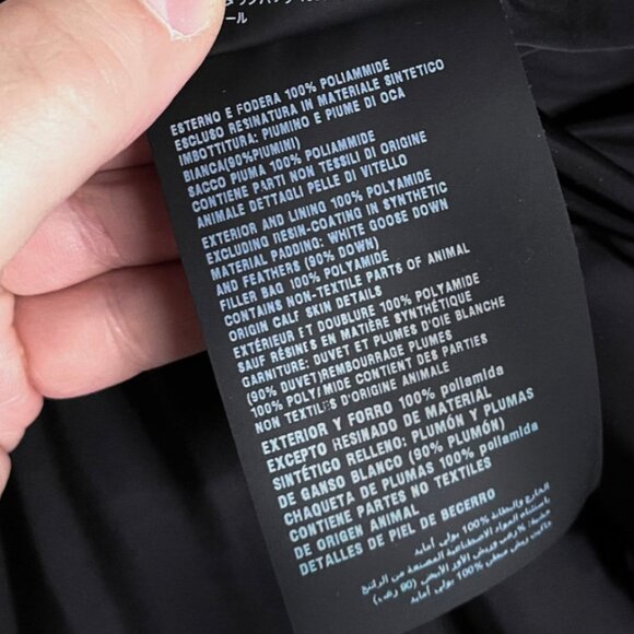 Prada 2019 Black Re-Nylon Belted Down Jacket - Picture 11 of 12
